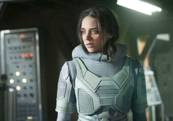Hannah John-Kamen the new Red Sonja