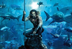 Aquaman i reszta morskich bohaterów na okładce magazynu Den of Geek