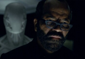 „Westworld” – czym jest biały robot z zapowiedzi drugiego sezonu?