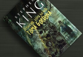Horror psychologiczny by King – recenzja powieści „Dziewczyna, która pokochała Toma Gordona”