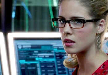Felicity zmieni się w drugiej połowie nowego sezonu „Arrow”