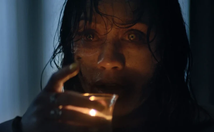 Kultowa seria horrorów powraca! „Evil Dead Burn” z pierwszym zwiastunem