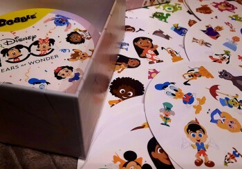 Mega fun - review of the limited edition of the game "Dobble: 100 years of Disney"