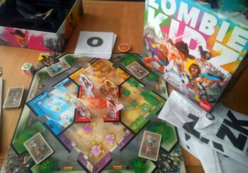 Moja pierwsza gra „legacy” – recenzja gry „Zombie Kidz: Ewolucja”