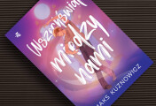 Wszystko w Barcelonie naraz - recenzja książki „Wszechświat między nami”