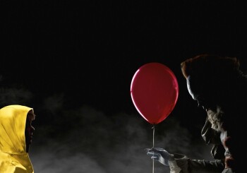 Od dzisiaj Pennywise siedzi też w twojej piwnicy - recenzja filmu "To"
