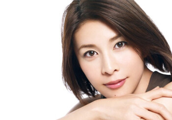 Takeuchi Yūko, who played the role of Miss Sherlock, is dead