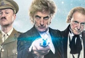 Dwóch szaleńców w niebieskich budkach! Ukazał się zwiastun świątecznego odcinka „Doctor Who”