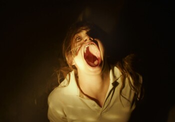 Nie taki horror straszny, jak go definiują – recenzja filmu „Verónica”