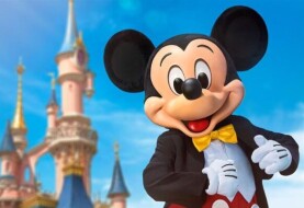 Disneyland Paris is reopening!