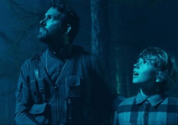 Netflix has released materials about the movie "Adam Project"