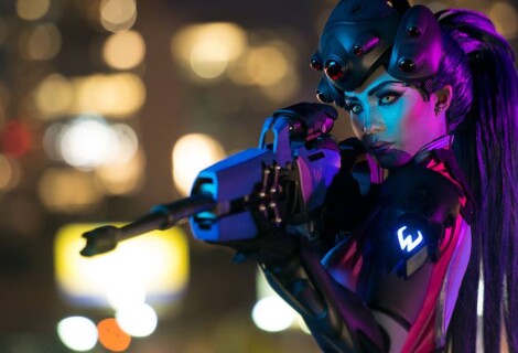 Niesamowity cosplay Widowmaker z gry "Overwatch"
