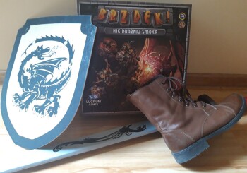 All it takes is one wrong step and… a clang! - review of the board game "Brzdęk! Don't tease the dragon "