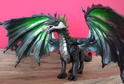 Smoku, jesteś piękny – recenzja figurki Rakor od Hasbro Pulse