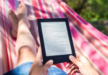 Czym kierować się podczas zakupu czytnika e-booków? Porady