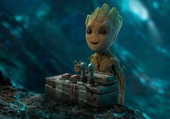 Baby Groot promuje listę "Awesome Mix Vol. 2"