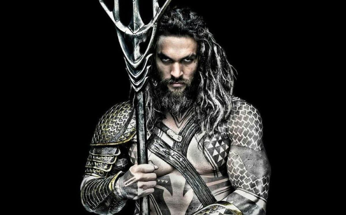 Jason Momoa na plakacie do „Ligi Sprawiedliwości”