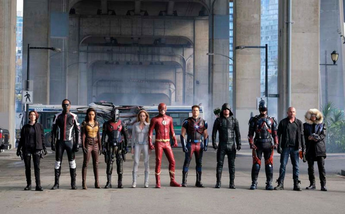 Kiedy nastąpi przerwa w serialach „Arrowverse”?
