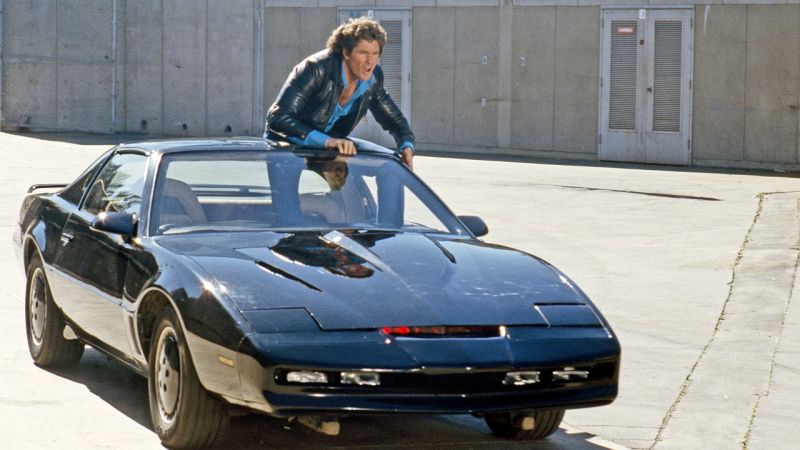 5n_e5LWqTrDxUcmnj-LBkg.1280_Michael-Knight-a-jeho-auto-KITT-boli-nerozlu-nou-dvojicou