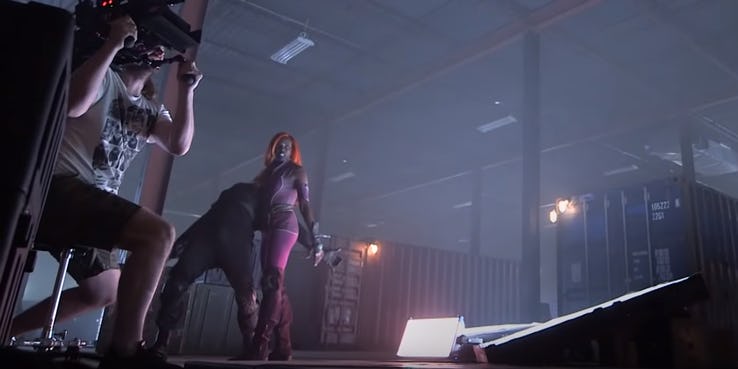 Starfire-Costume-From-Titans-BTS-Video