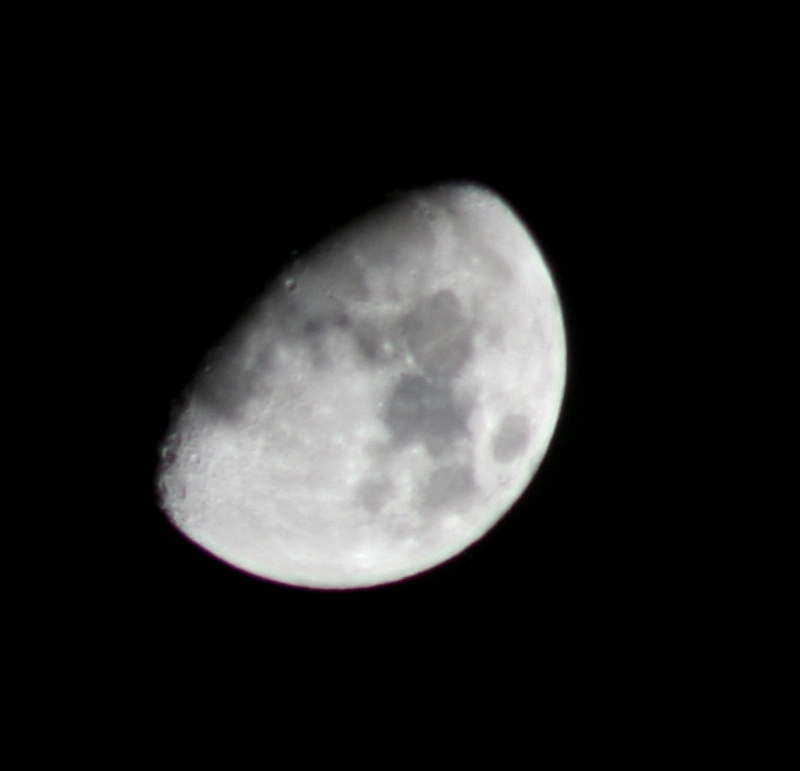 three_qtr_moon_2005_11_10_big