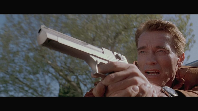 Arnold Schwarzenegger in the movie The Hero of Last Action