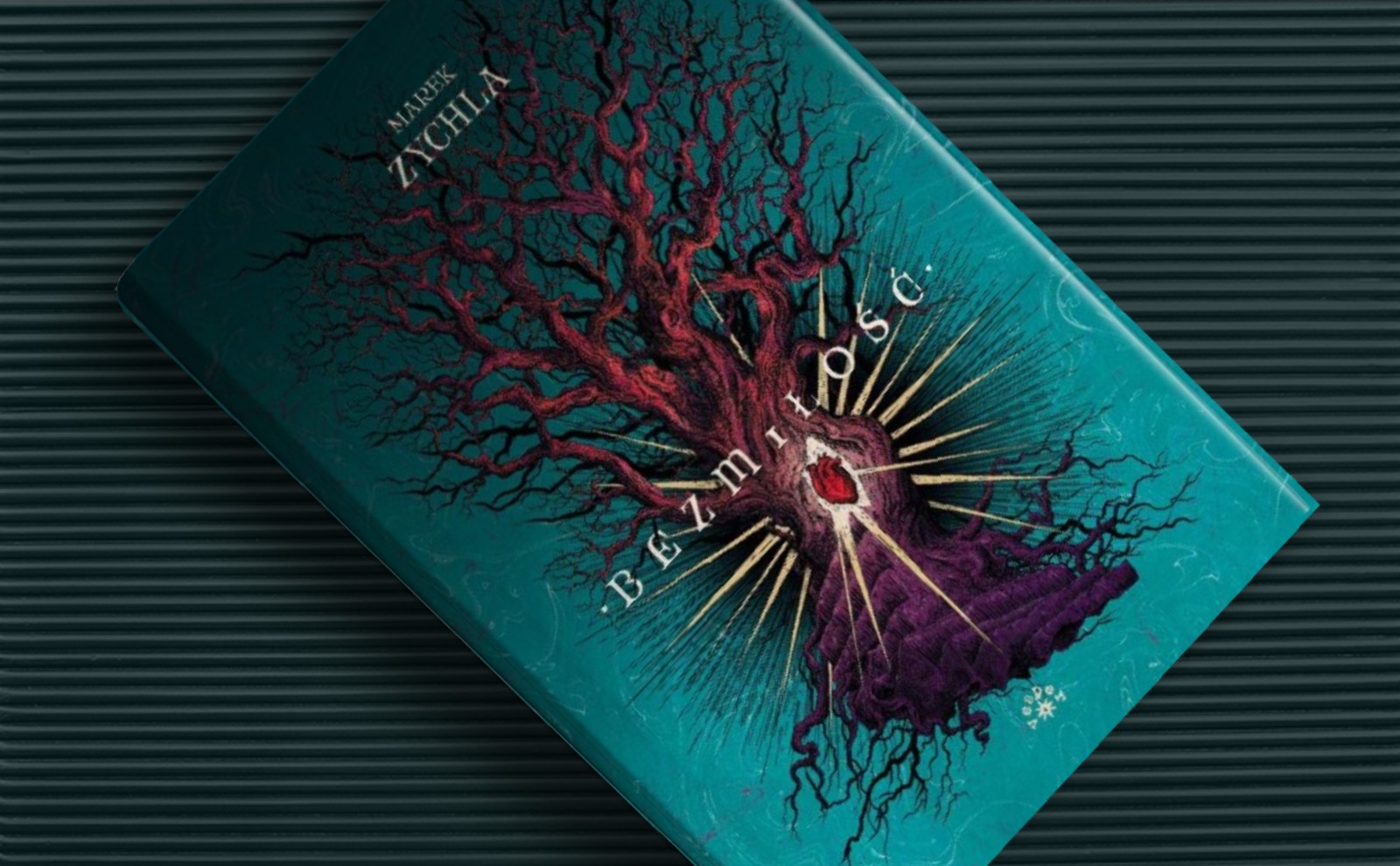 Block of worlds - review of the book "Bezmiłość"