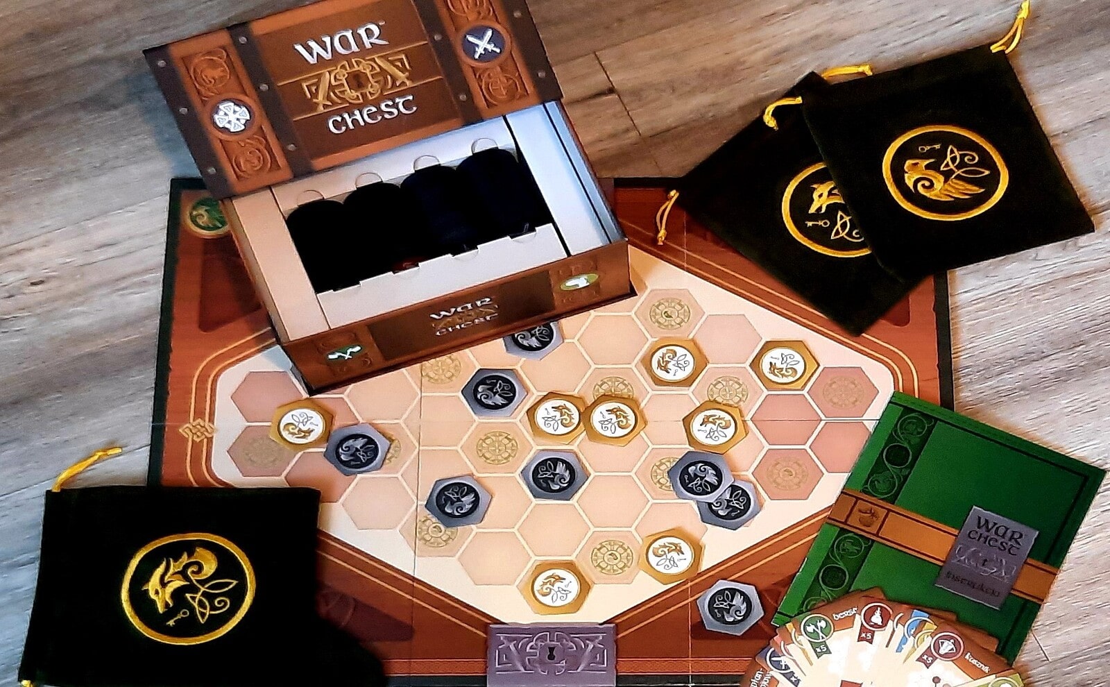 Gra królów i wojowników – recenzja gry taktycznej „War Chest”