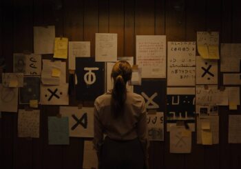Sprawa dla medium – recenzja filmu „Kod Zła”